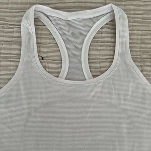 Lululemon swiftly tank